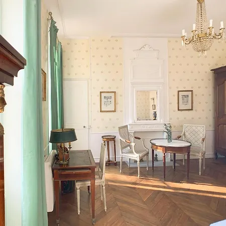 Bed & Breakfast Chateau Salverte Le Gros-Theil