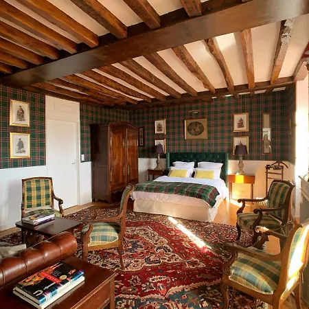 Chateau Salverte Bed & Breakfast